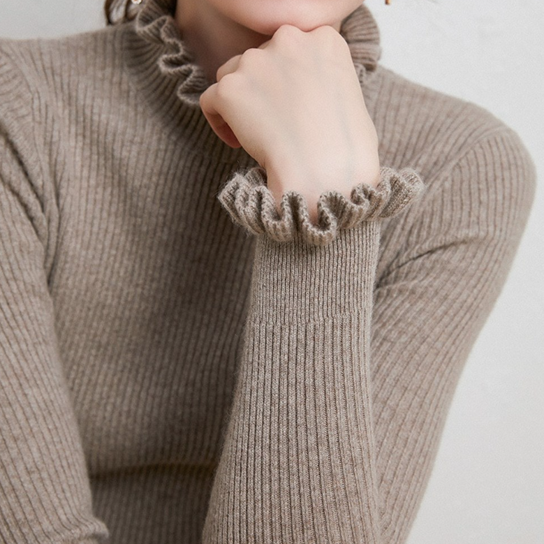 Soft cashmere turtleneck from Sanura - Luxury and Comfort in One! — Allmycloset